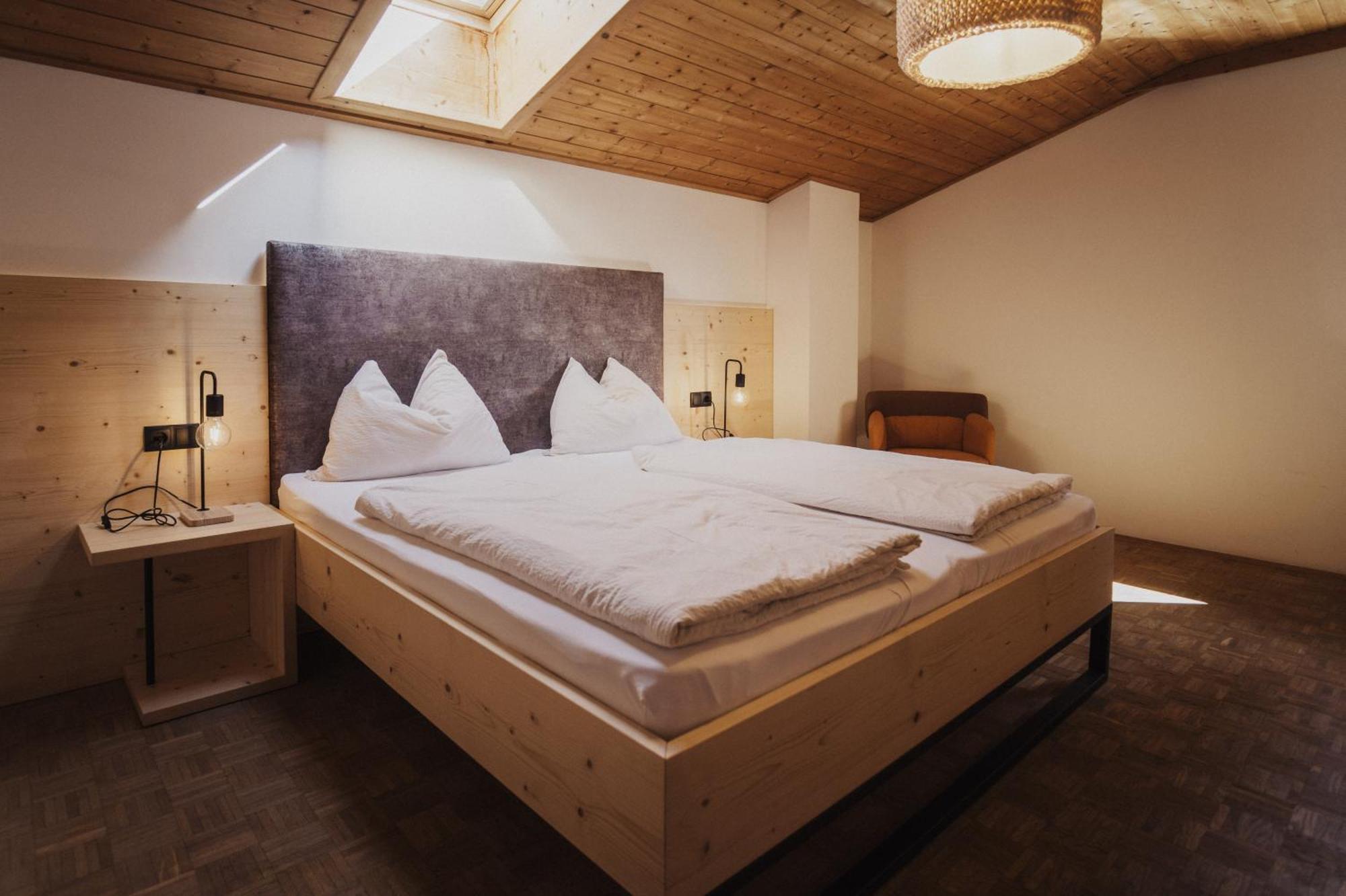 Apartment Toellhof Stube